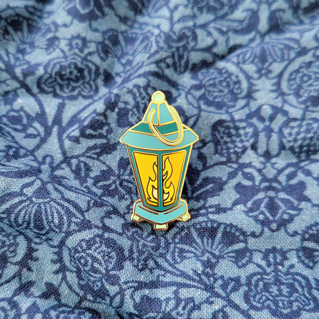 Seconds Sale! Lantern Mini Pin