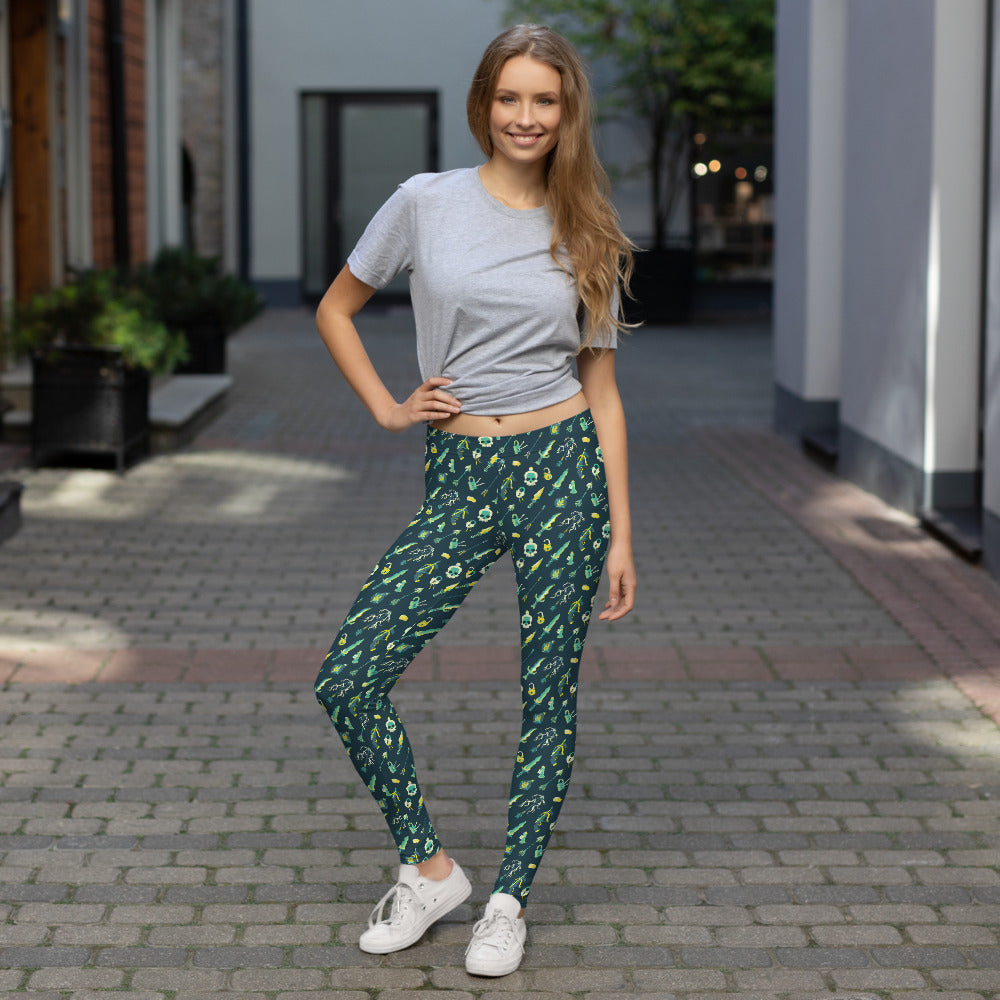 Rogue Leggings - Geeky merchandise for people who play D&D - Merch to wear and cute accessories and stationery Paola's Pixels