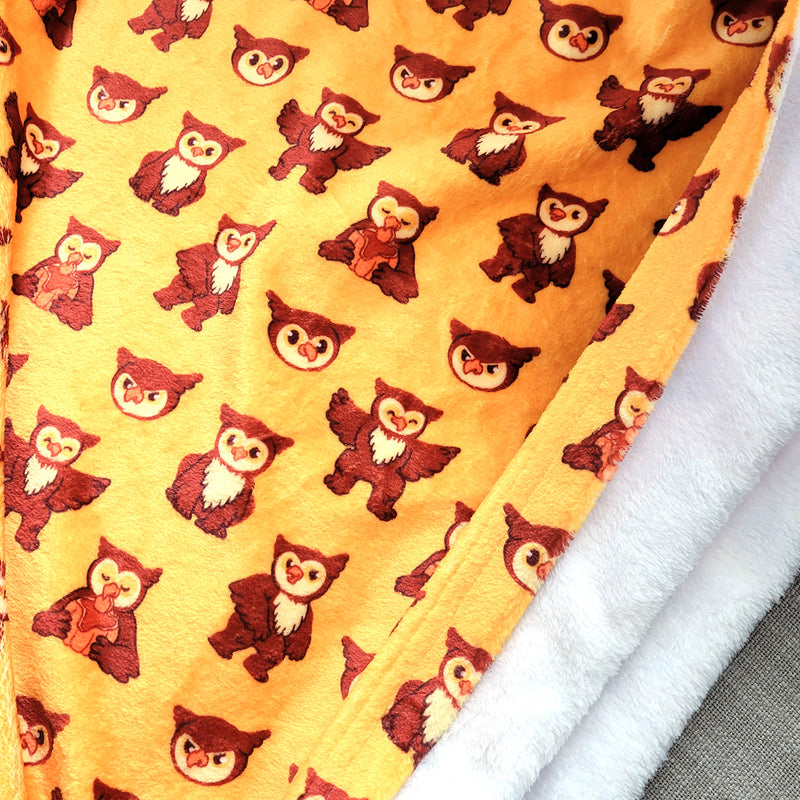 Owlbear Blanket - Geeky merchandise for people who play D&D - Merch to wear and cute accessories and stationery Paola&