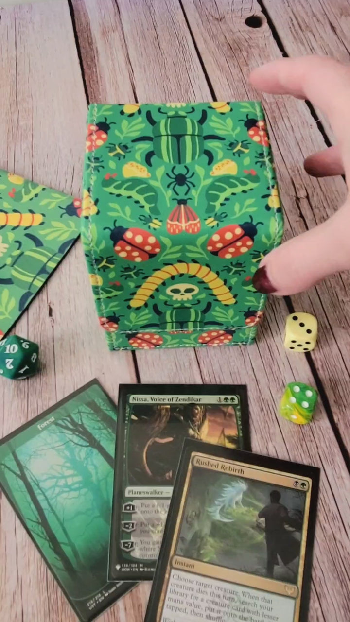 Golgari Insect Deck Box