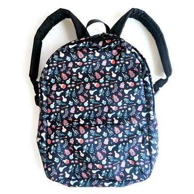 Alchemist Backpack - Geeky merchandise for people who play D&D - Merch to wear and cute accessories and stationery Paola's Pixels
