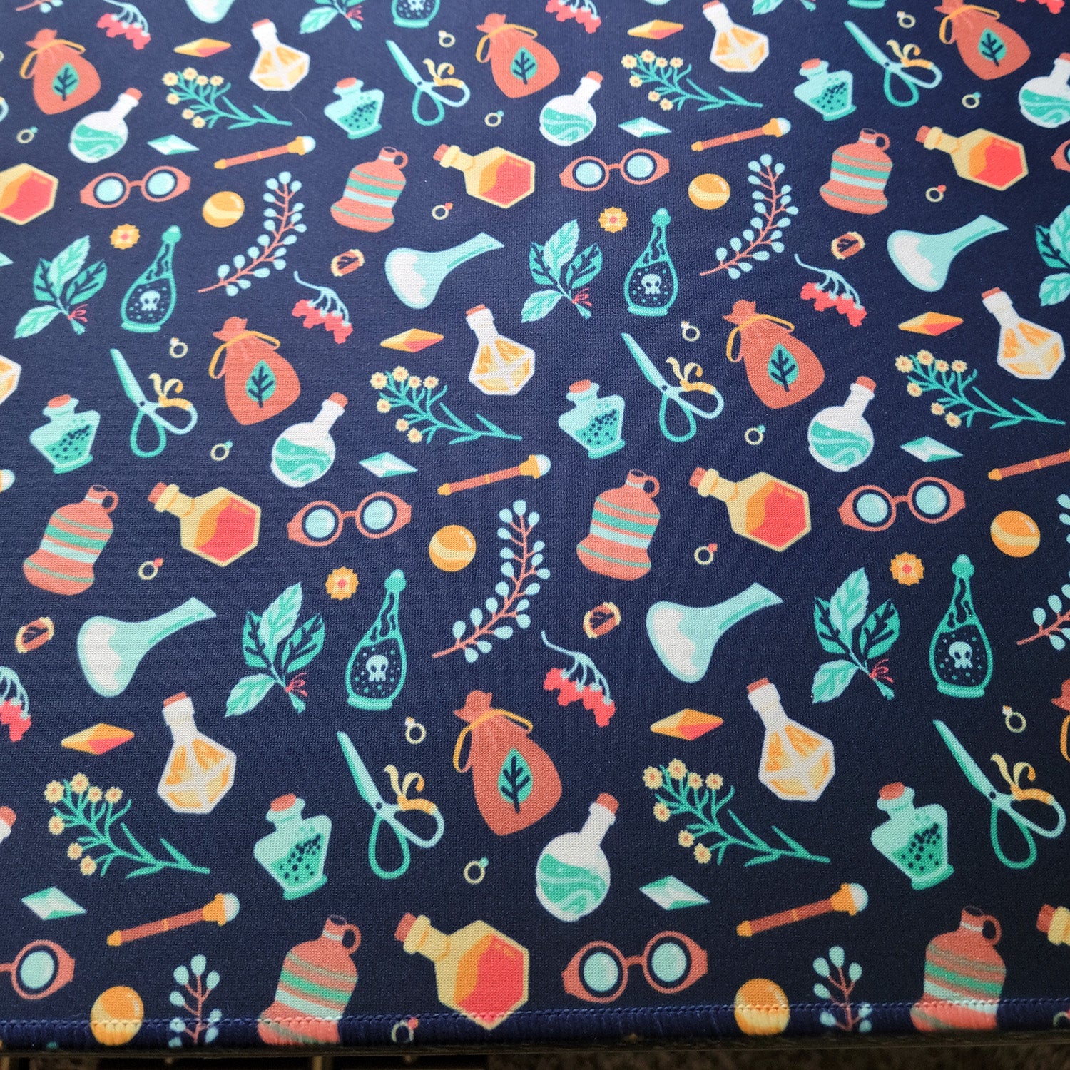 Alchemist desk mat - Geeky merchandise for people who play D&D - Merch to wear and cute accessories and stationery Paola's Pixels