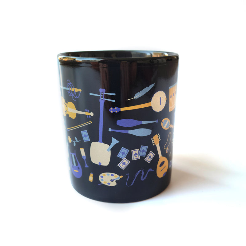 Bard Mug - Geeky merchandise for people who play D&D - Merch to wear and cute accessories and stationery Paola&
