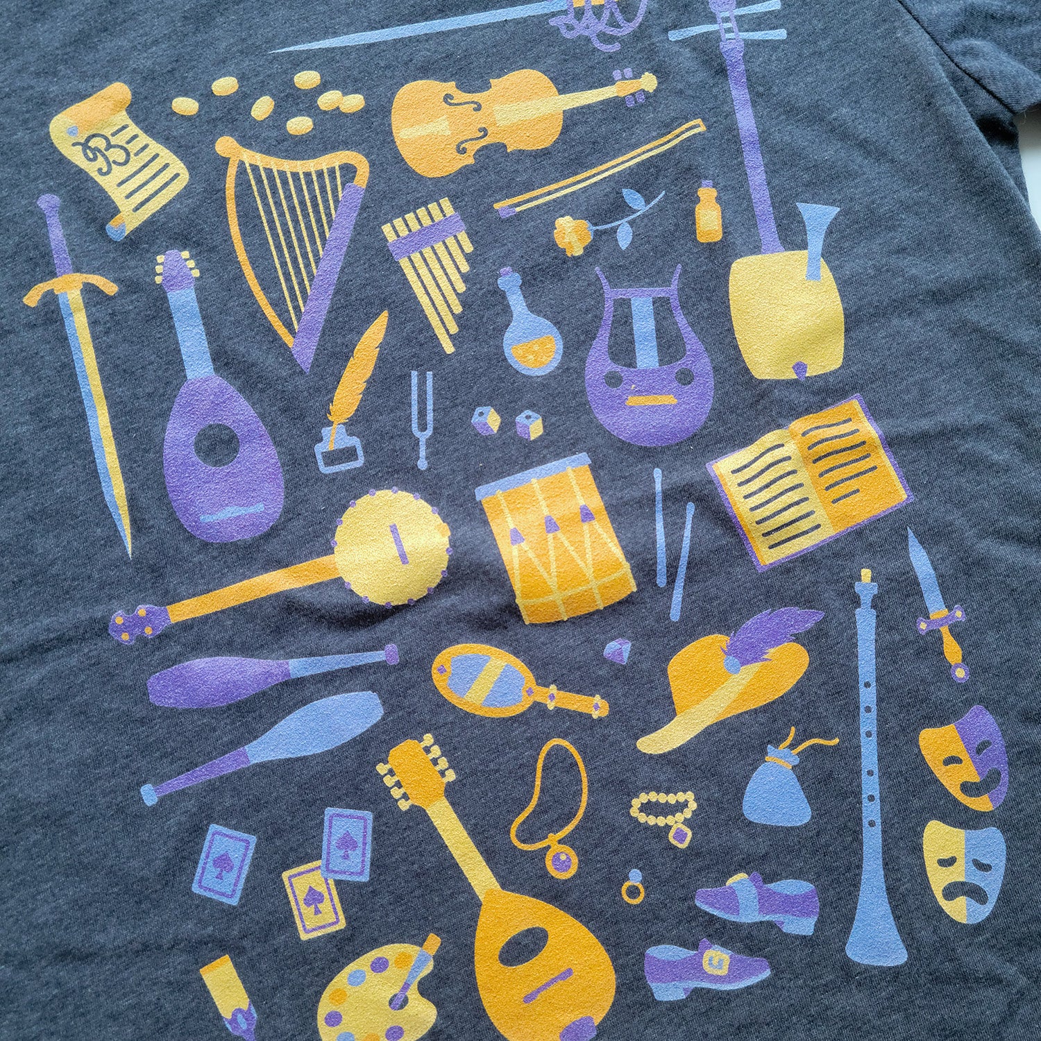 Bard Shirt - Geeky merchandise for people who play D&D - Merch to wear and cute accessories and stationery Paola's Pixels