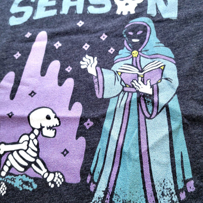 'Tis The Season Shirt - Geeky merchandise for people who play D&D - Merch to wear and cute accessories and stationery Paola's Pixels