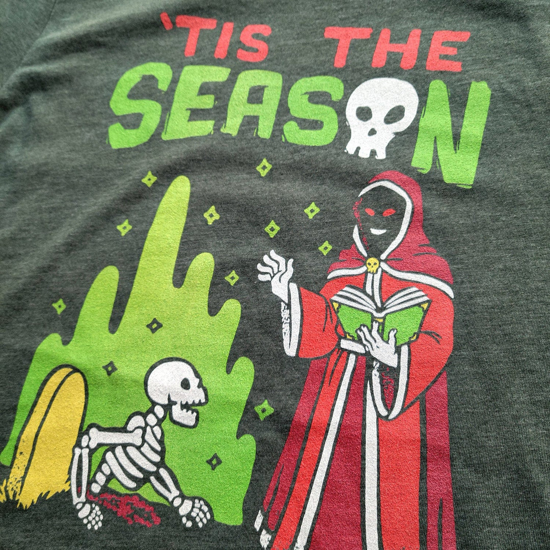 'Tis The Season Shirt - Xmas Edition - Geeky merchandise for people who play D&D - Merch to wear and cute accessories and stationery Paola's Pixels