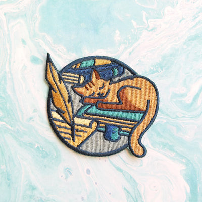 Wizard Patch - Geeky merchandise for people who play D&D - Merch to wear and cute accessories and stationery Paola's Pixels